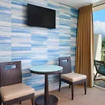 Kaimana Beach Hotel